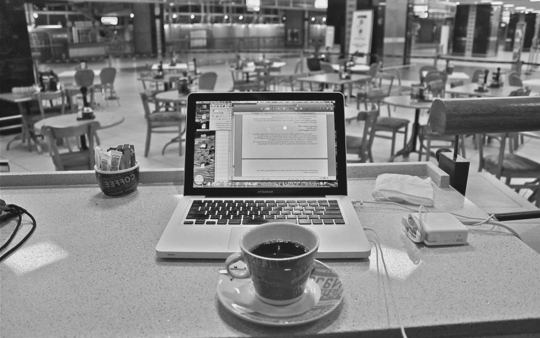 Strukturierte Seminarumgebung mit Fokus auf Wissensaustausch